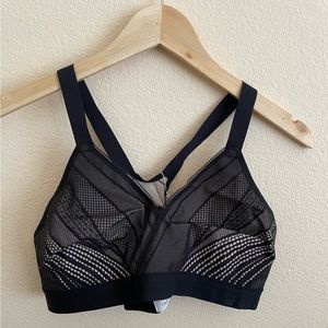 Lululemon awake to lace bra size 32E (DD)